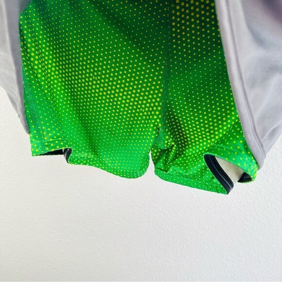 Under Armour Gray Green Athletic Skort Size‎ M - Picture 2 of 4